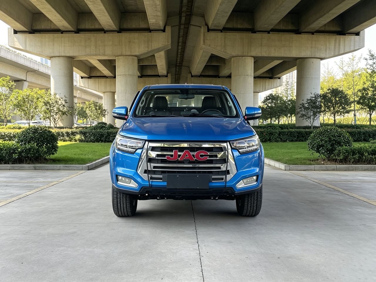 2018 JiangHuai(JAC) T8  Diesel / Manual
