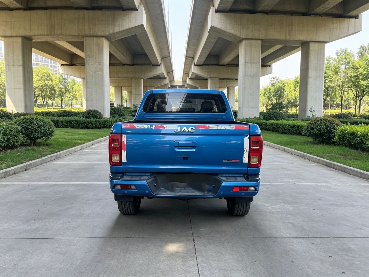 2018 JiangHuai(JAC) T8  Diesel / Manual